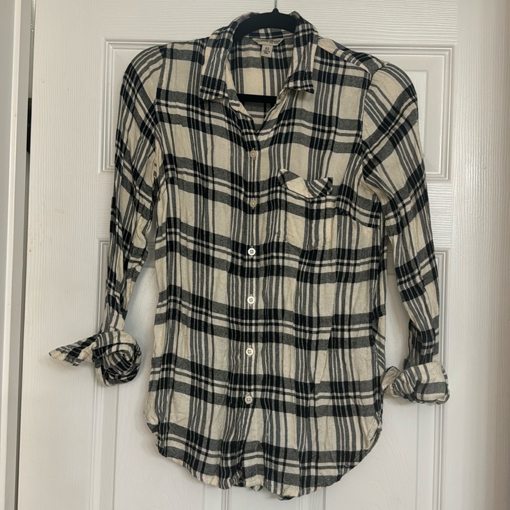Lucky Brand Women’s Plaid Button Down size XS